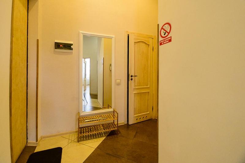 Comfortable Apartment On Mikhaylovskiy Lane Kiev Buitenkant foto