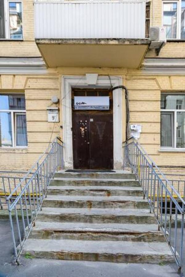 Comfortable Apartment On Mikhaylovskiy Lane Kiev Buitenkant foto