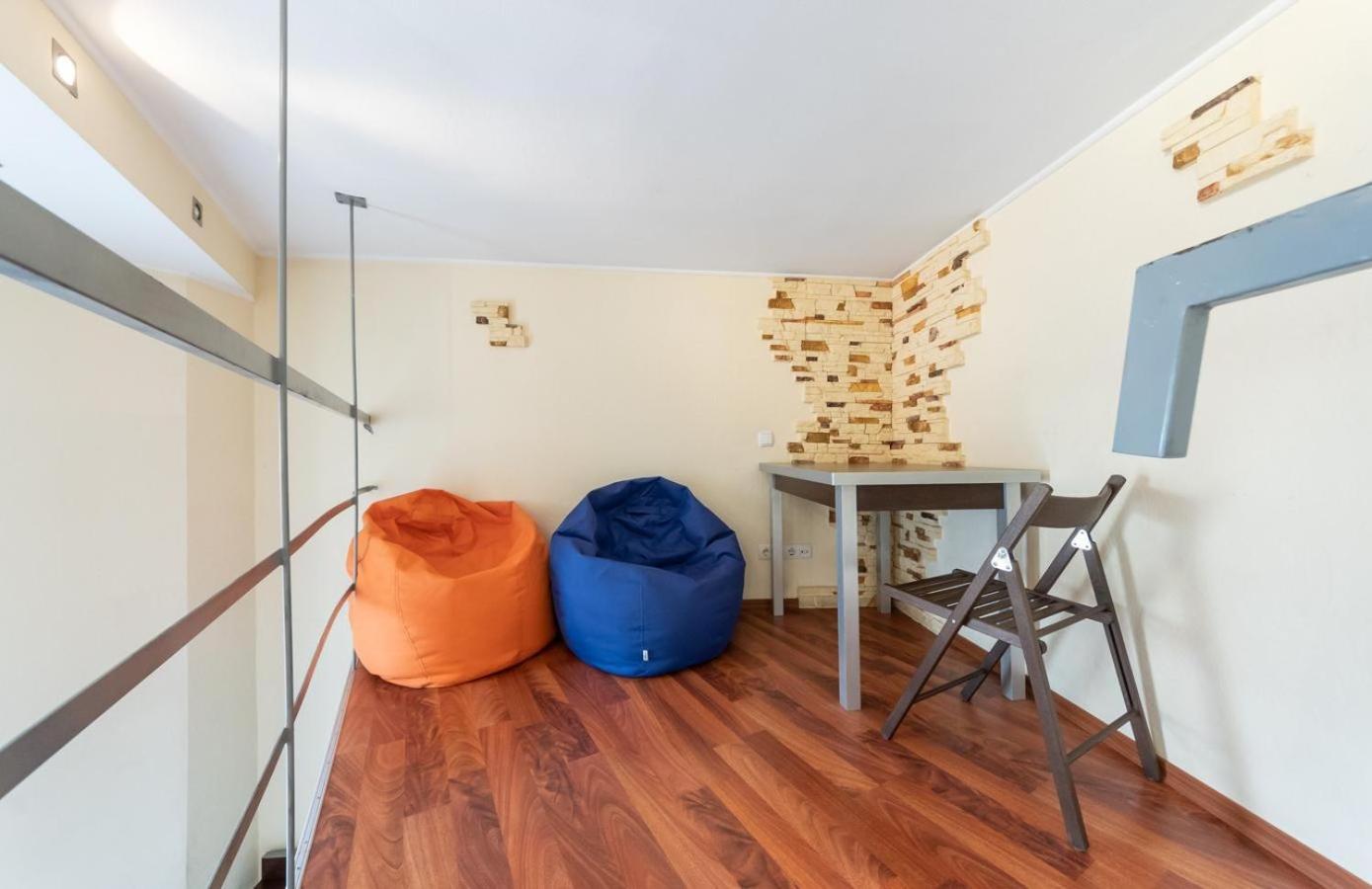 Comfortable Apartment On Mikhaylovskiy Lane Kiev Buitenkant foto